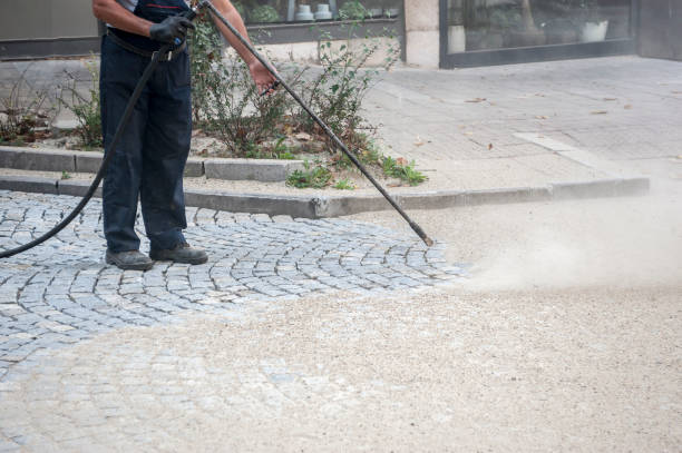 Best Animal Enclosure Cleaning  in Eagleview, PA